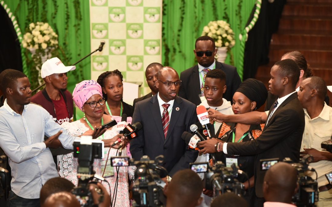 IEBC okays comedian Mongáre for presidency, as candidates clearance kicks off